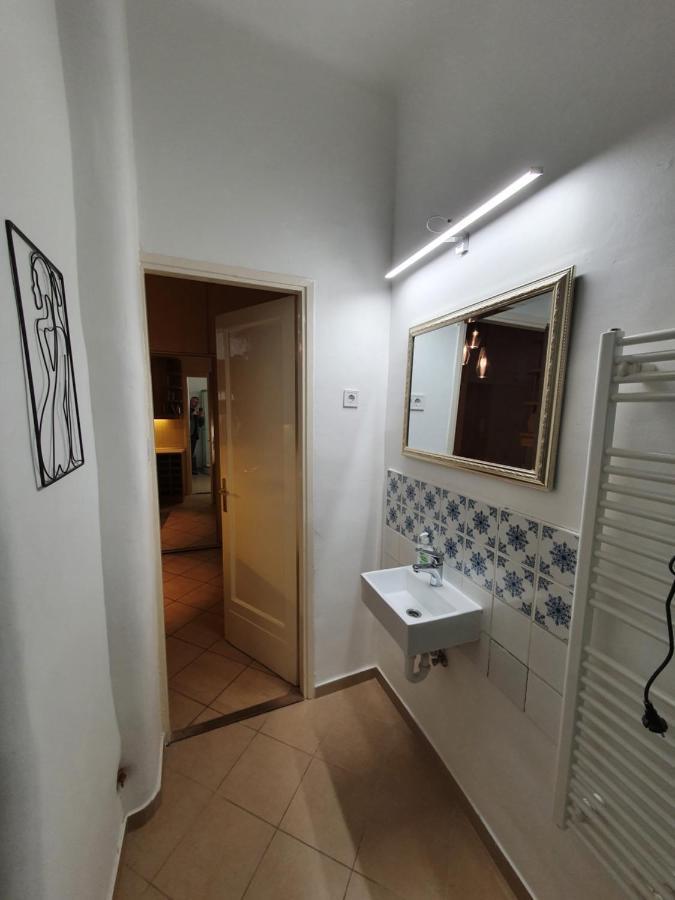 Boesix Apartman بودابست المظهر الخارجي الصورة